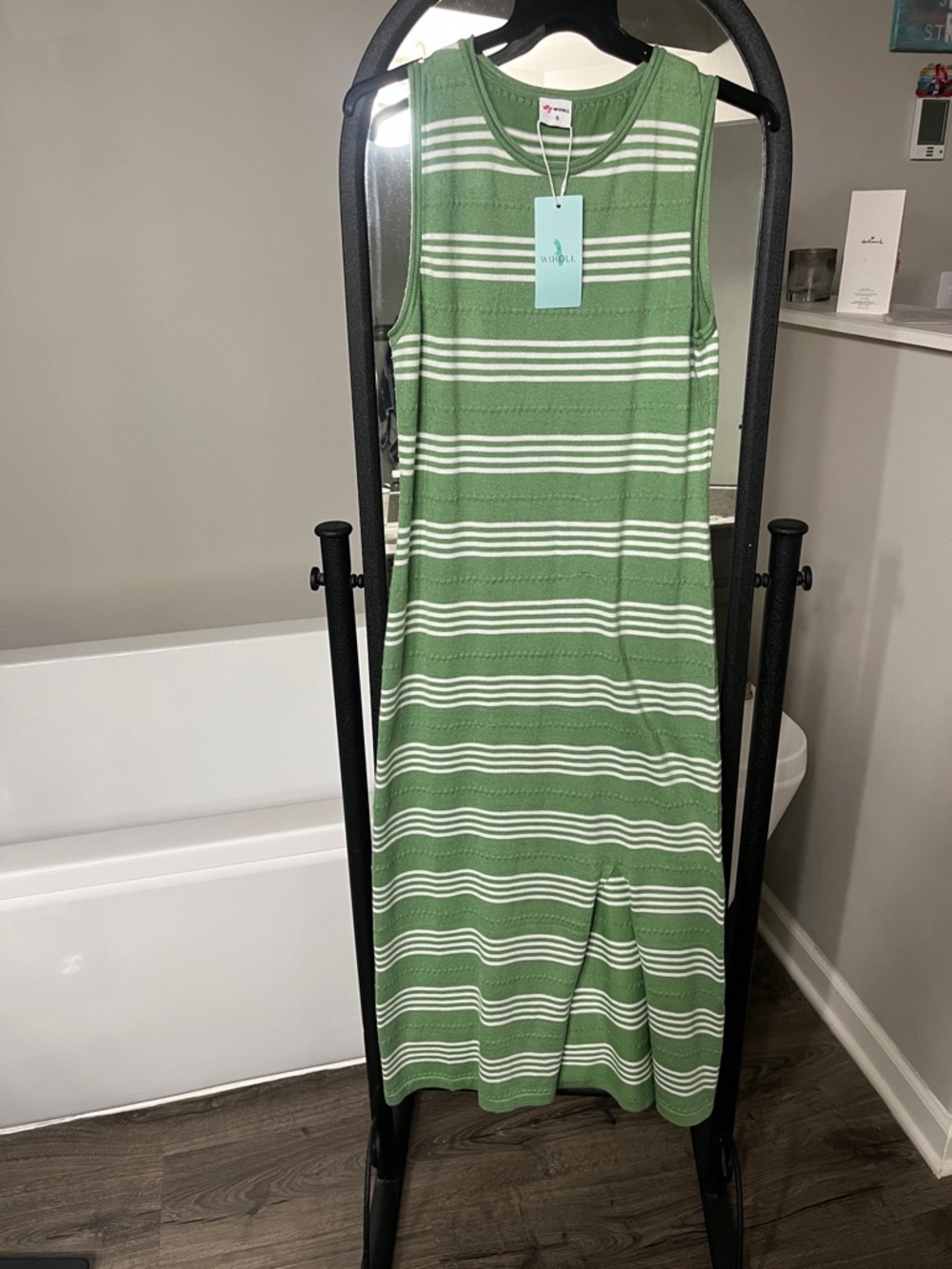 New Sleeveless Green Stripe Maxi Dress